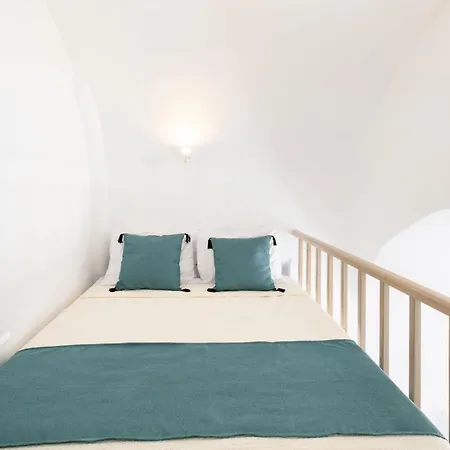 Delion Sea Hotel Kamári